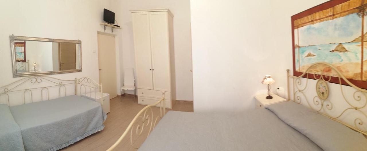 La Porta Sulla Costa Bed & Breakfast San Pantaleo Dış mekan fotoğraf