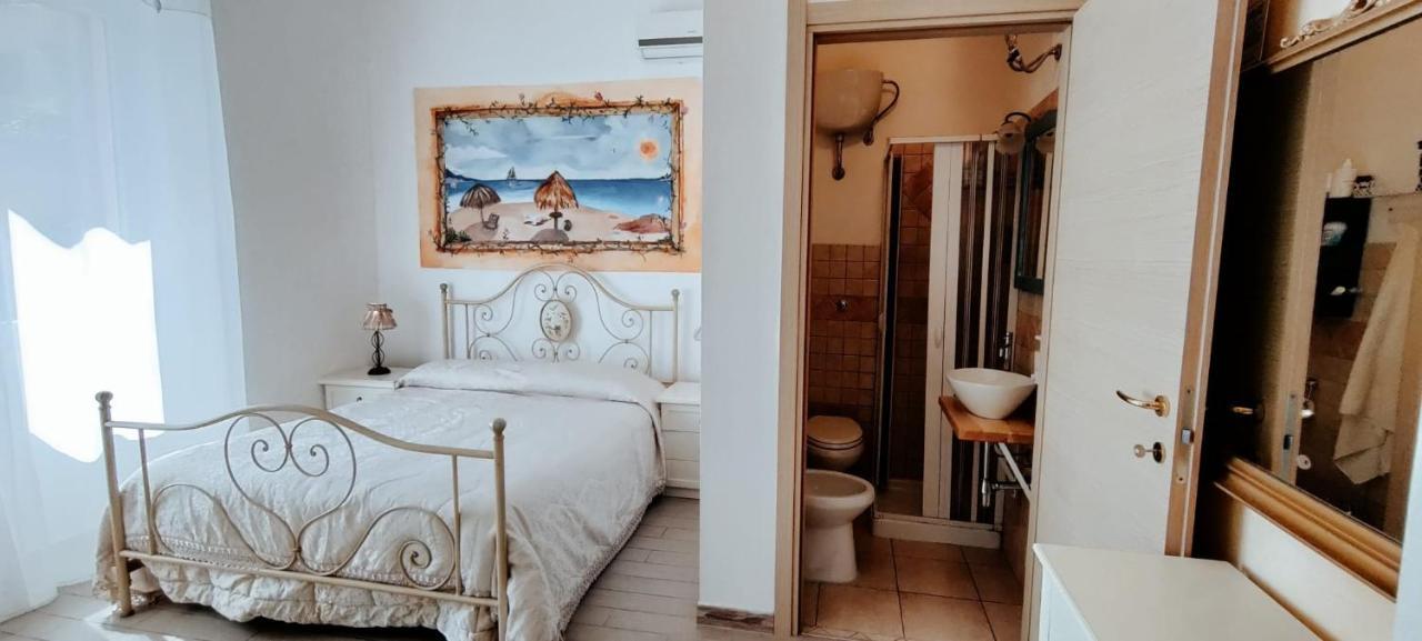 La Porta Sulla Costa Bed & Breakfast San Pantaleo Dış mekan fotoğraf