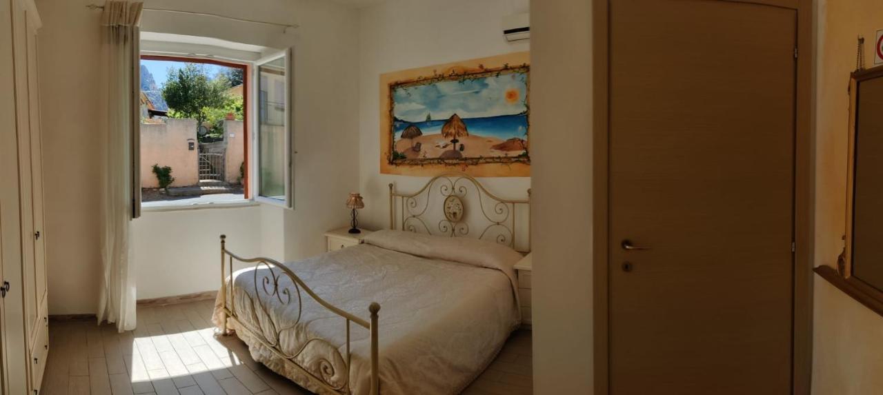 La Porta Sulla Costa Bed & Breakfast San Pantaleo Dış mekan fotoğraf