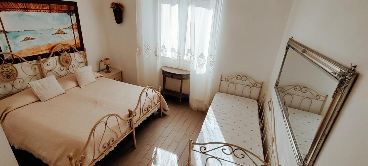 La Porta Sulla Costa Bed & Breakfast San Pantaleo Dış mekan fotoğraf