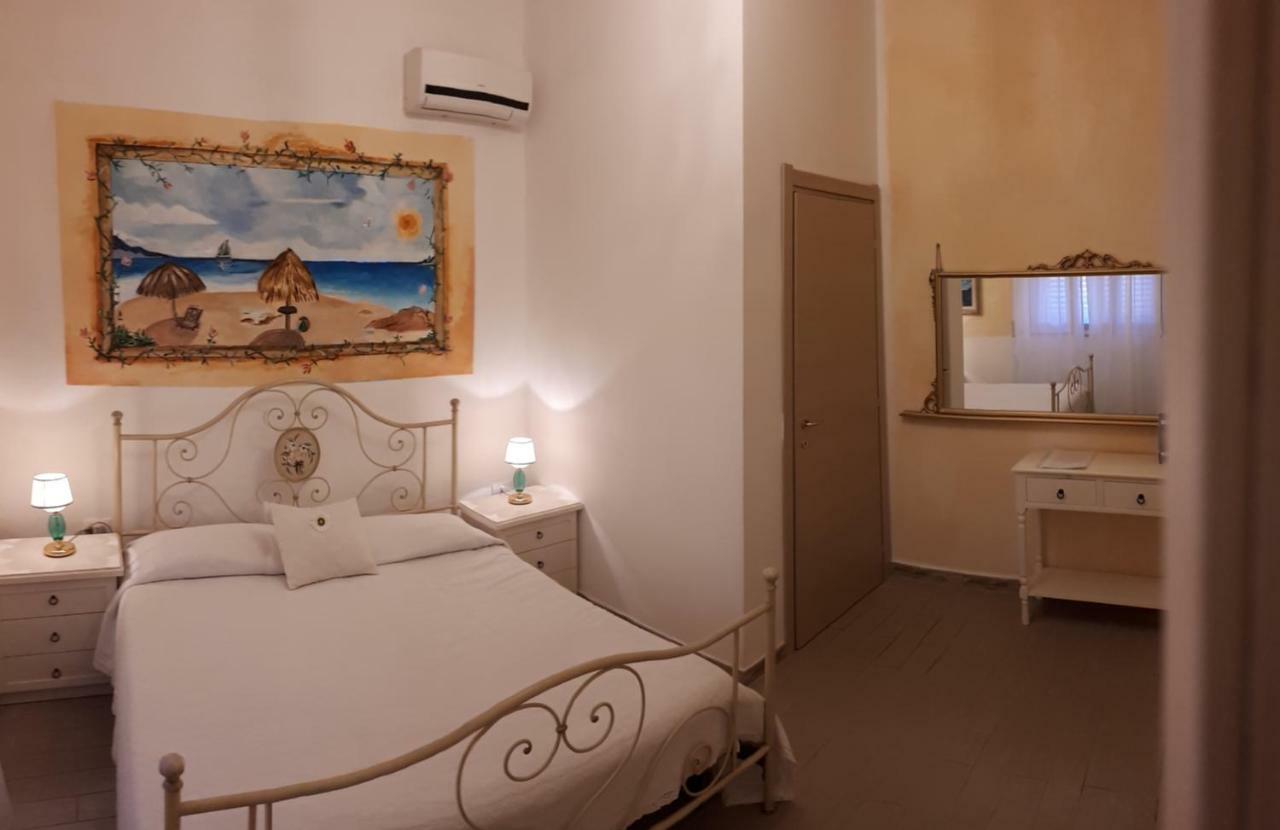 La Porta Sulla Costa Bed & Breakfast San Pantaleo Dış mekan fotoğraf
