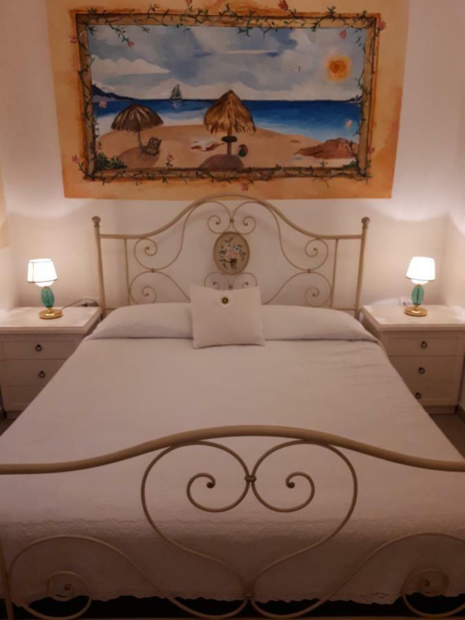 La Porta Sulla Costa Bed & Breakfast San Pantaleo Dış mekan fotoğraf